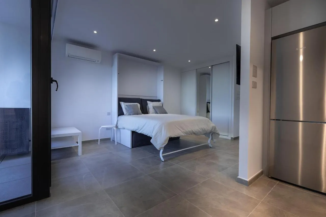 Apartment Great Studio With View-Hosted By Sweetstay Gibraltar